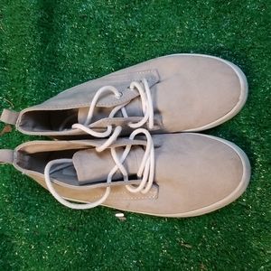 Kids Crazy 8 shoes